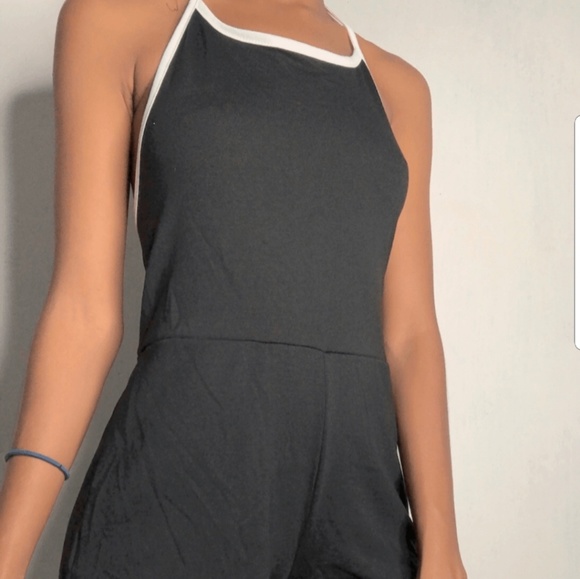 Open Back Knot Halter Romper - Picture 4 of 7